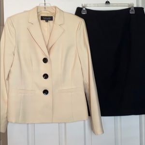 EVAN PICONE BUSINESS SUIT!!